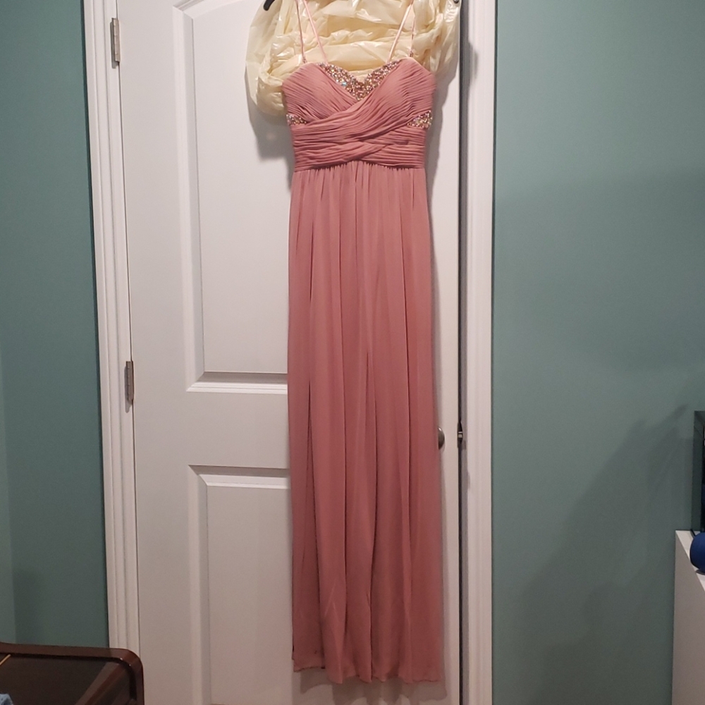 Dress - Picture 2 of 3